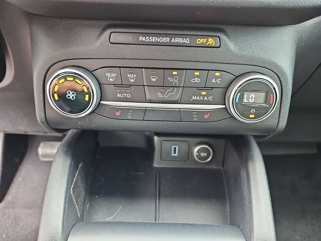 Certified 2020 Ford Escape SE FWD image 25
