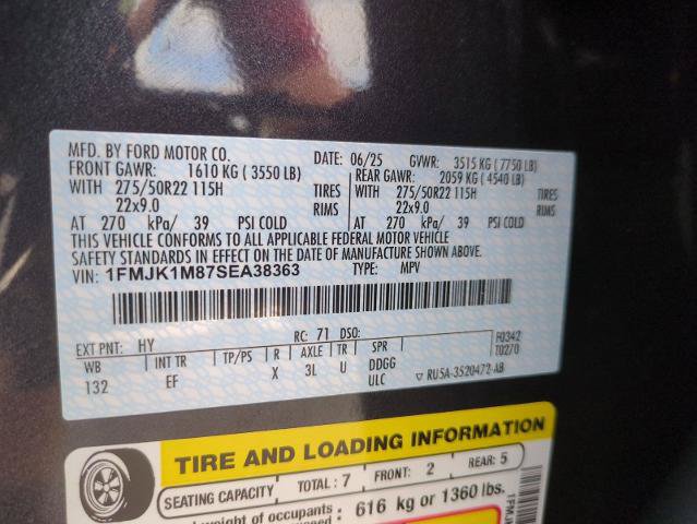 Certified 2025 Ford Expedition Max Platinum w/ Driver's Package AWD/4WD image 28