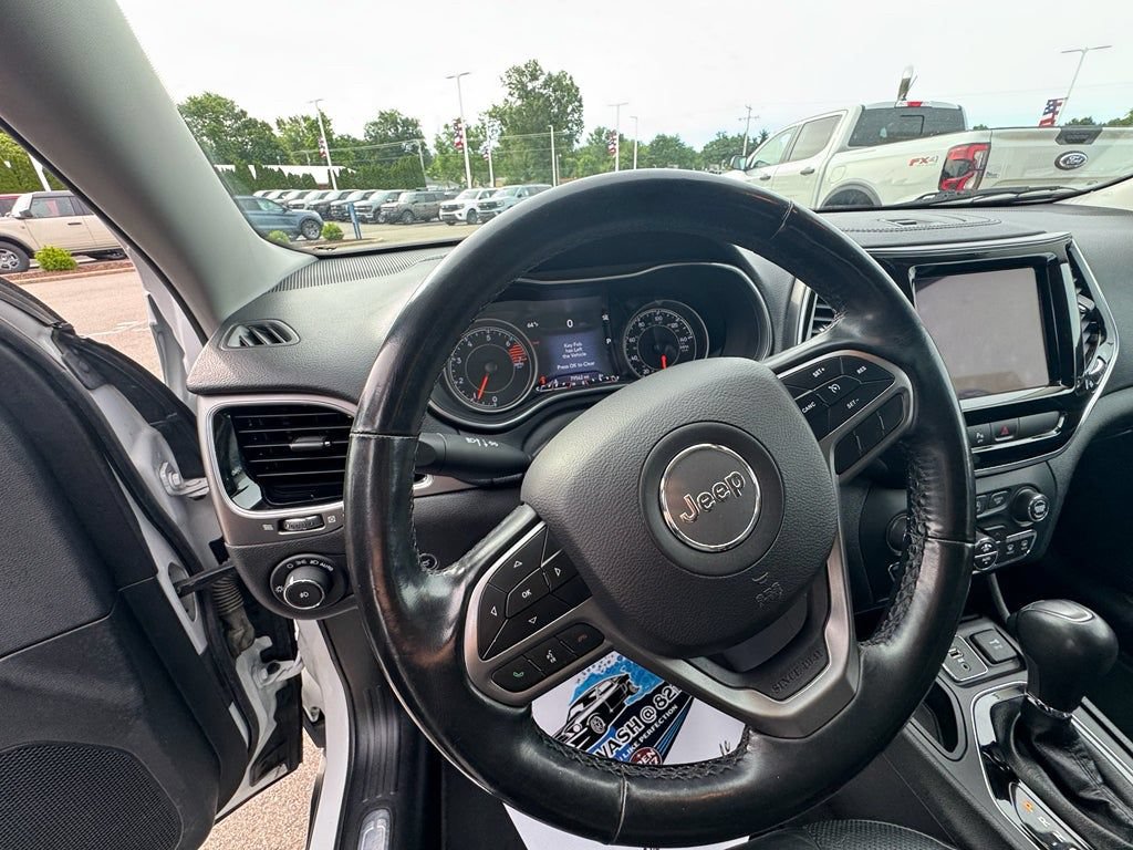 Used 2020 Jeep Cherokee Limited FWD image 27