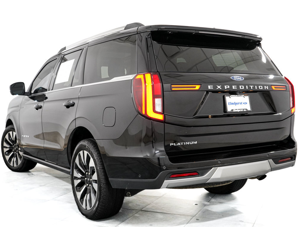 Certified 2025 Ford Expedition Platinum w/ Driver's Package AWD/4WD image 5
