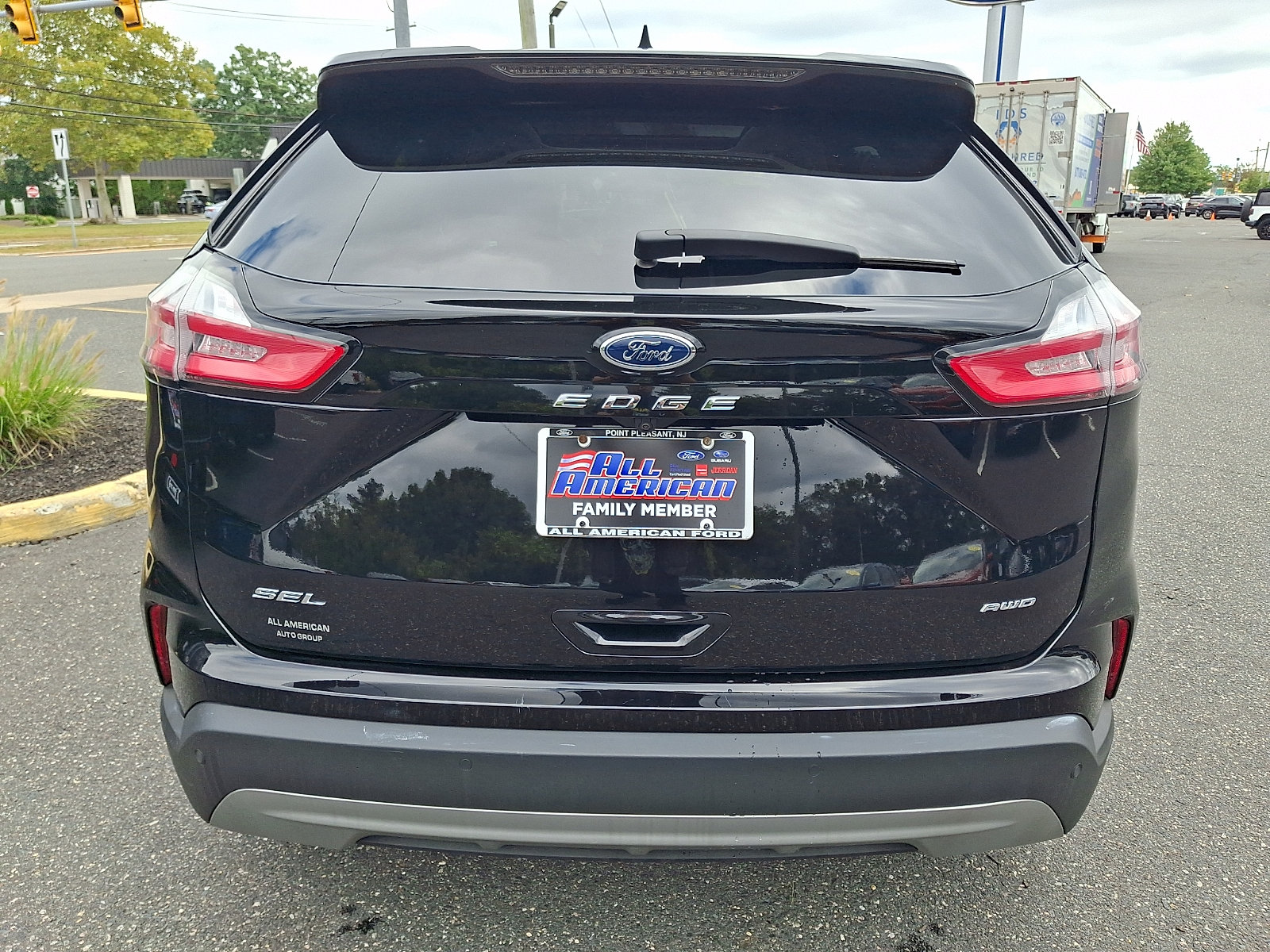 Certified 2024 Ford Edge SEL w/ Convenience Package AWD/4WD image 9