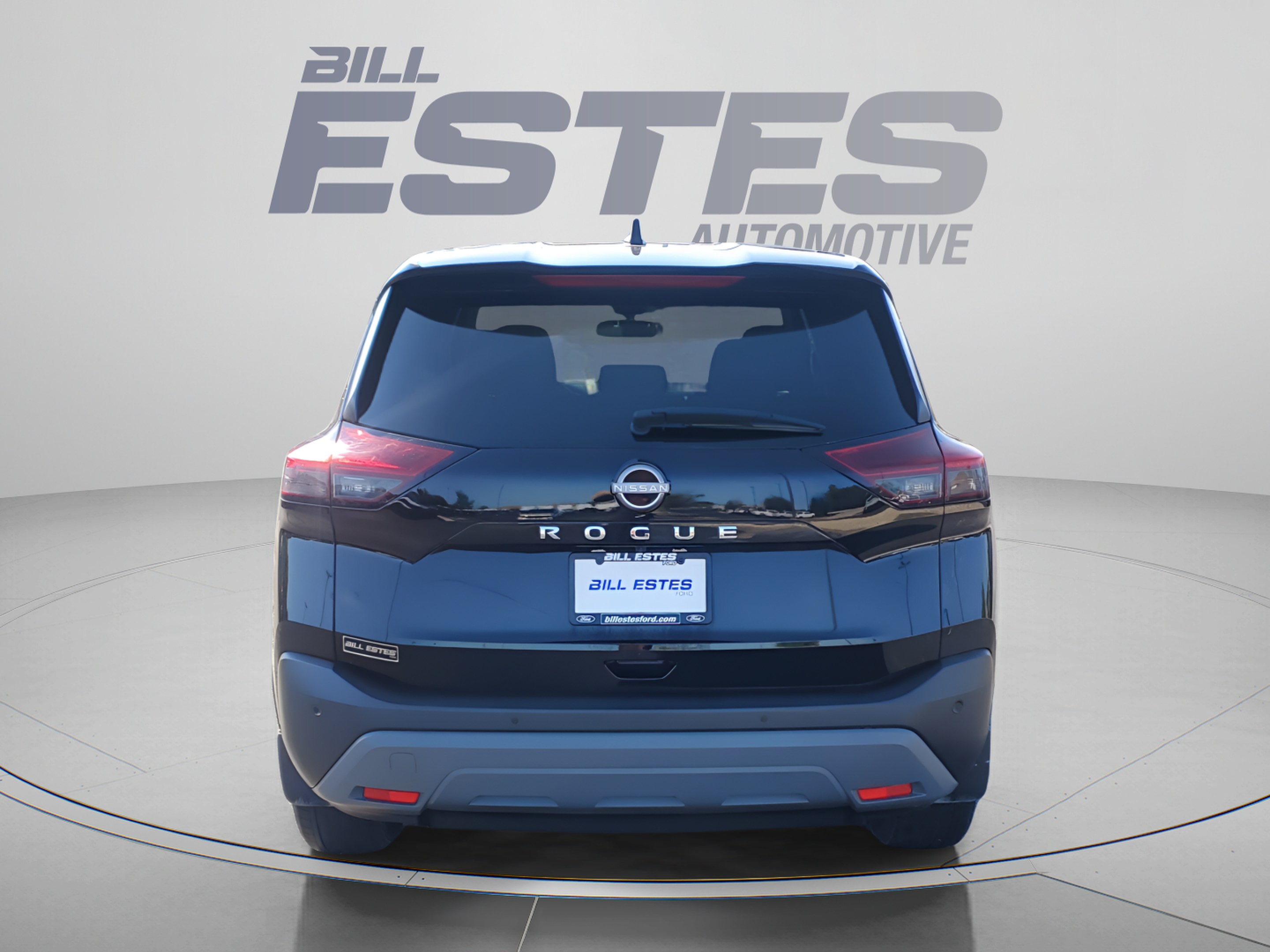 Used 2023 Nissan Rogue S FWD image 3