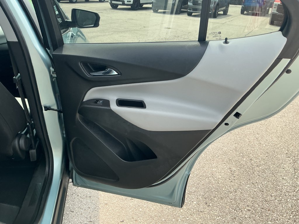 Used 2022 Chevrolet Equinox LT FWD image 16