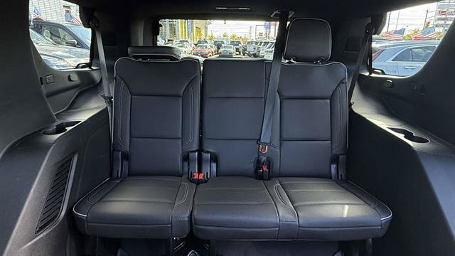 Used 2023 Chevrolet Tahoe Premier AWD/4WD image 28