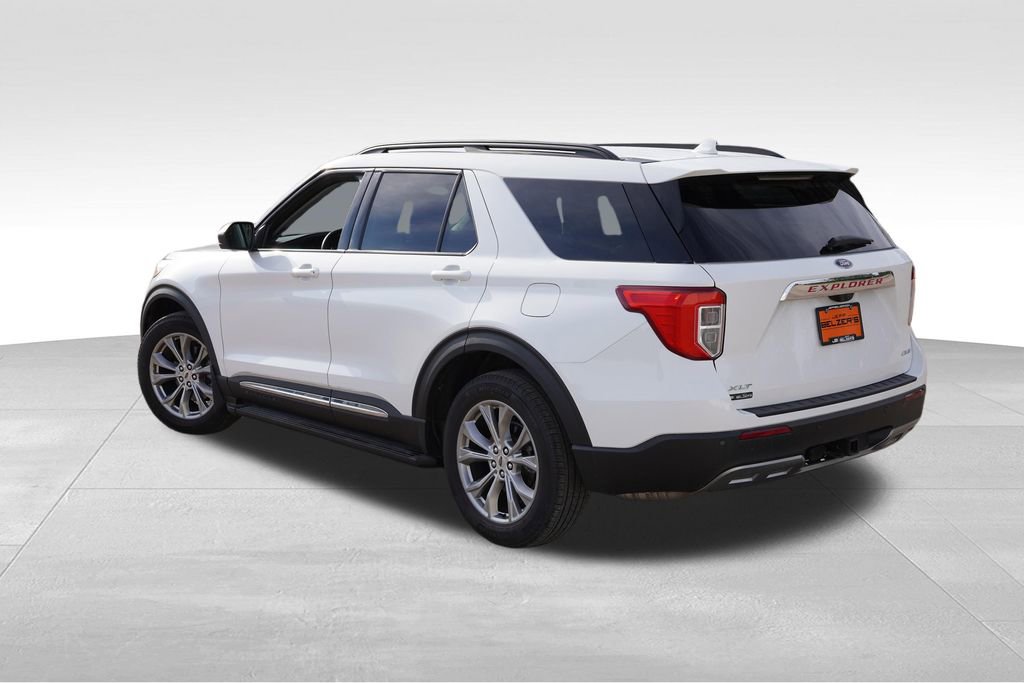 Certified 2023 Ford Explorer XLT w/ Equipment Group 202A AWD/4WD image 7