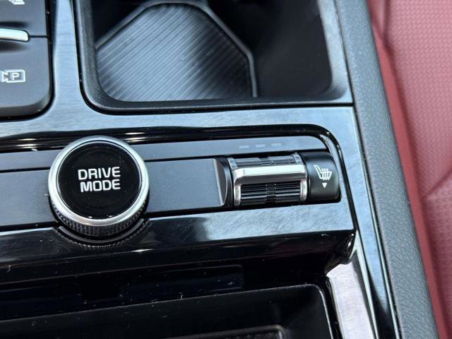 Used 2025 Kia K5 GT-Line w/ GT-Line Premium Package FWD image 32