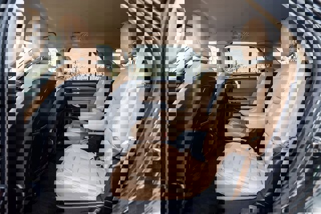 Certified 2020 Ford Explorer XLT image 8