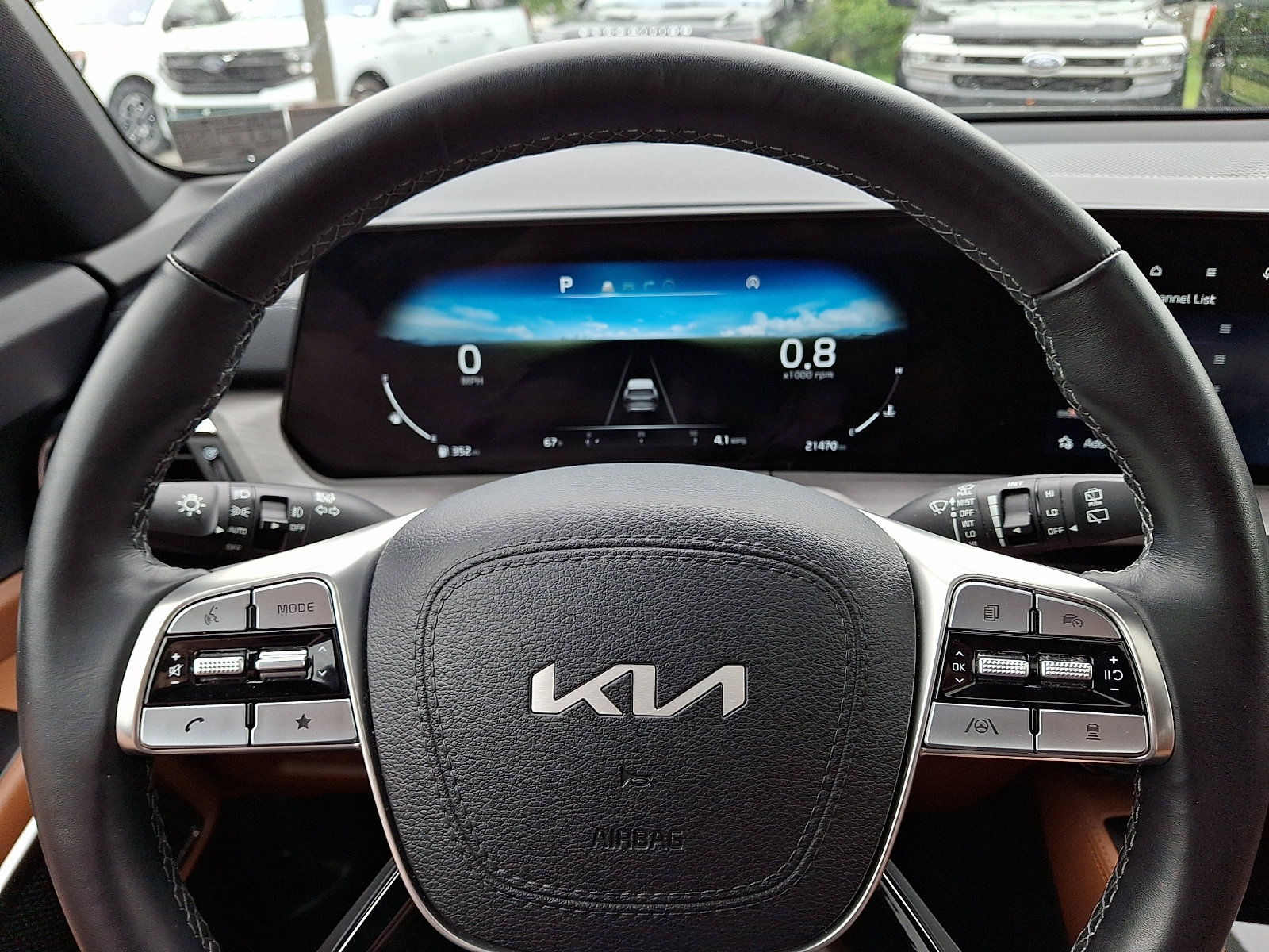 Used 2025 Kia Telluride SX X-Line AWD/4WD image 24