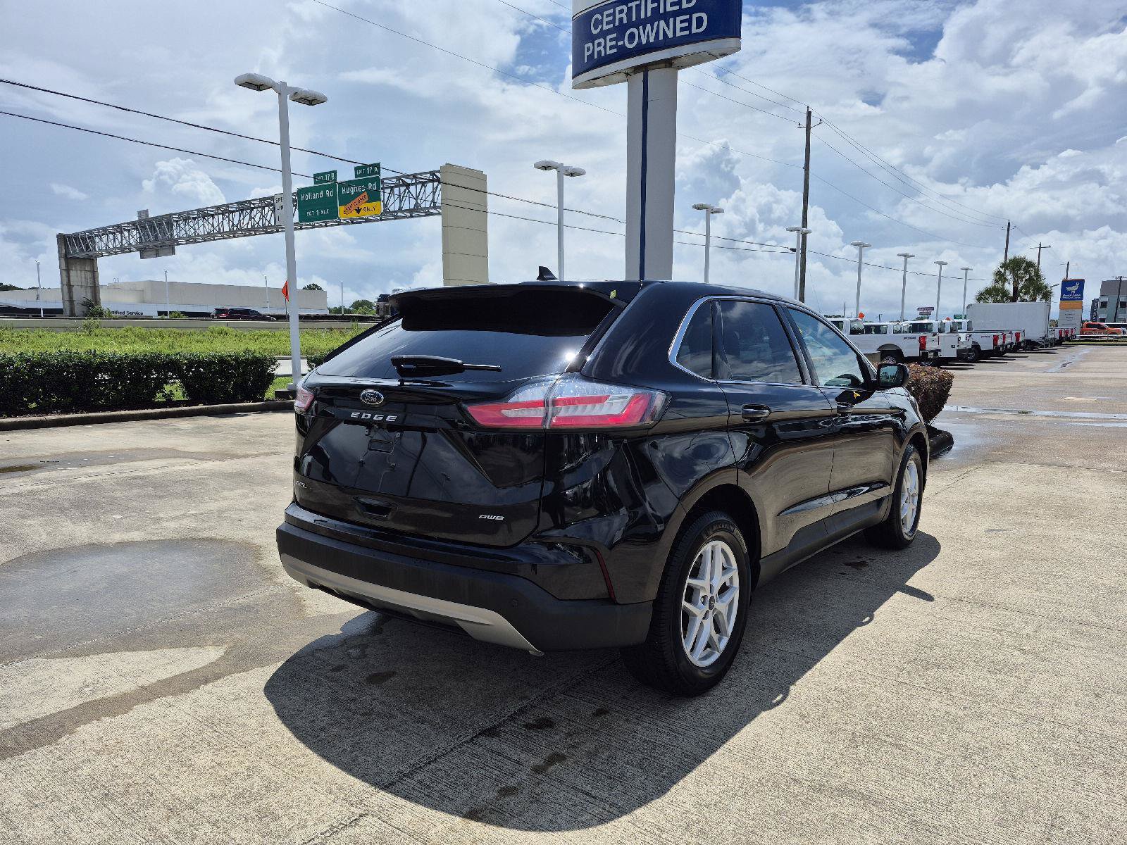 Certified 2022 Ford Edge SEL w/ Convenience Package AWD/4WD image 13