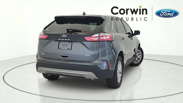 Certified 2024 Ford Edge SEL w/ Convenience Package AWD/4WD image 5