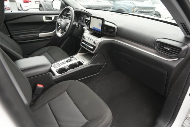 Certified 2023 Ford Explorer XLT image 17