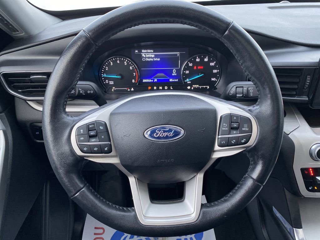 Certified 2023 Ford Explorer XLT w/ Equipment Group 202A image 22