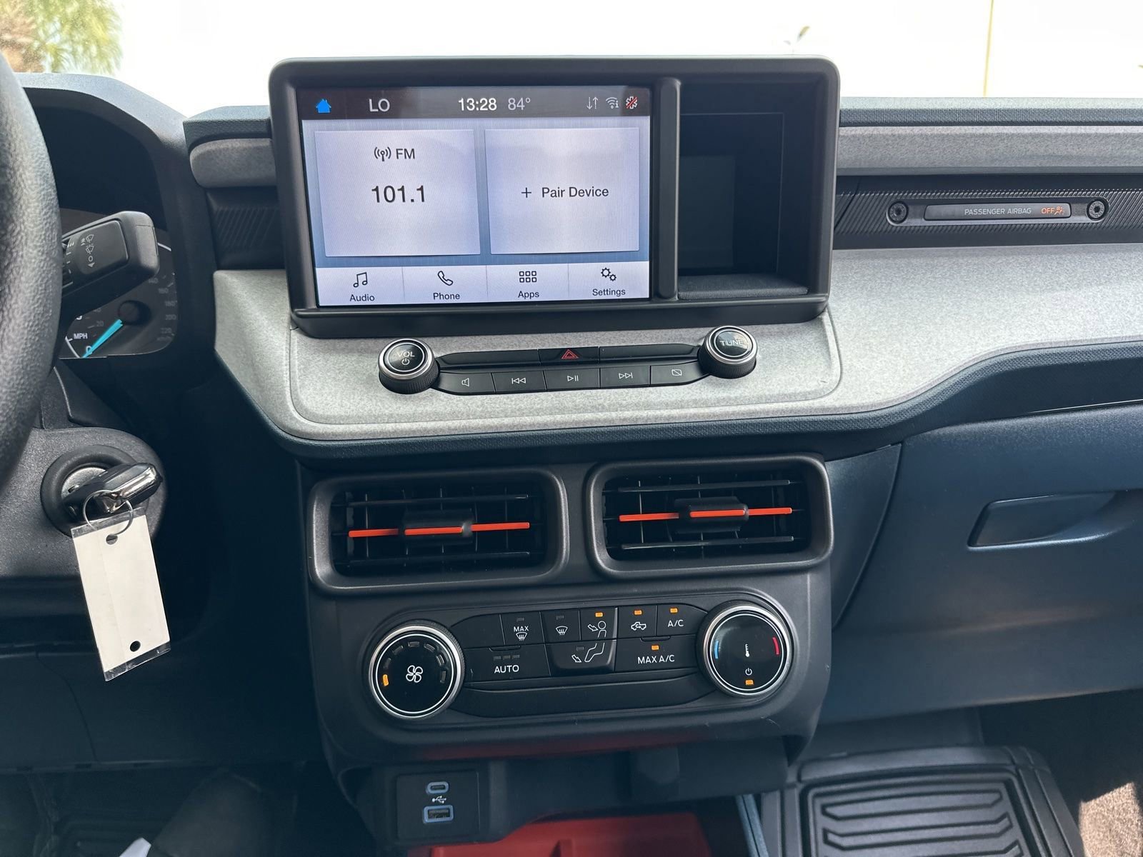 Certified 2024 Ford Maverick XLT image 20