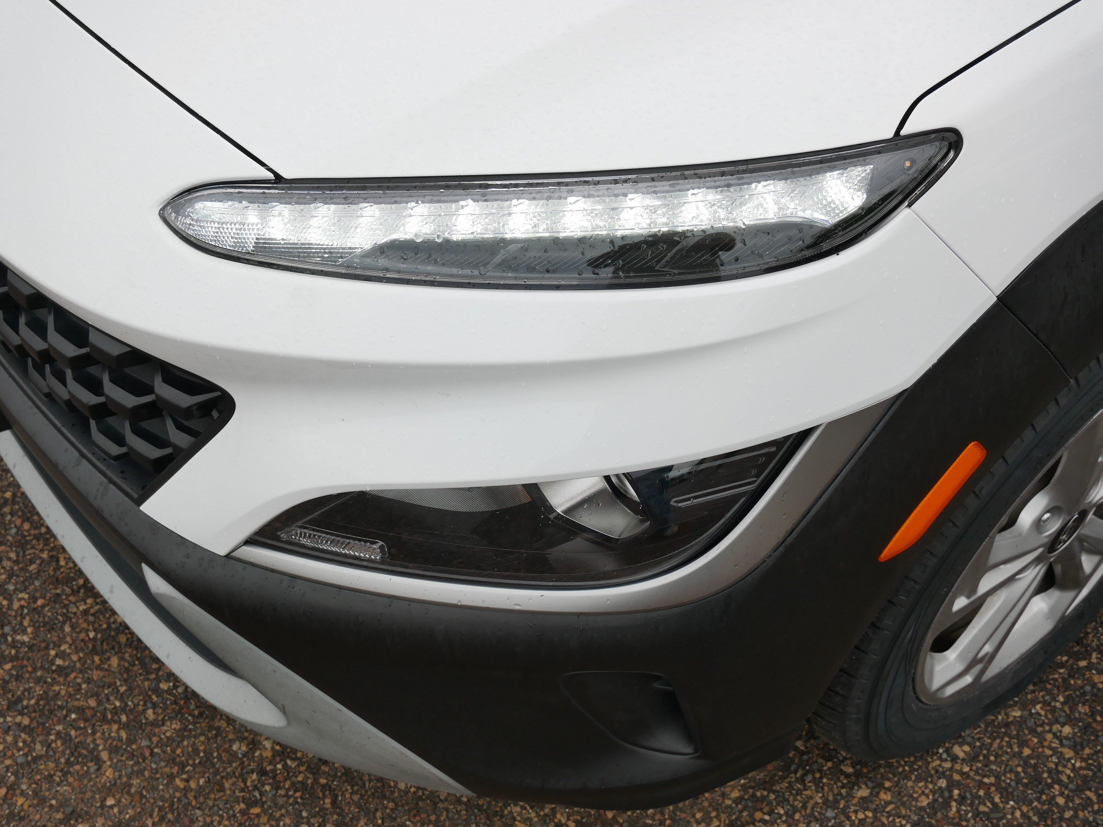 Used 2023 Hyundai Kona SEL AWD/4WD image 16