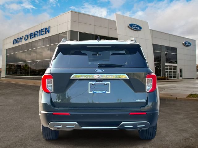 Certified 2023 Ford Explorer XLT w/ Equipment Group 202A AWD/4WD image 4