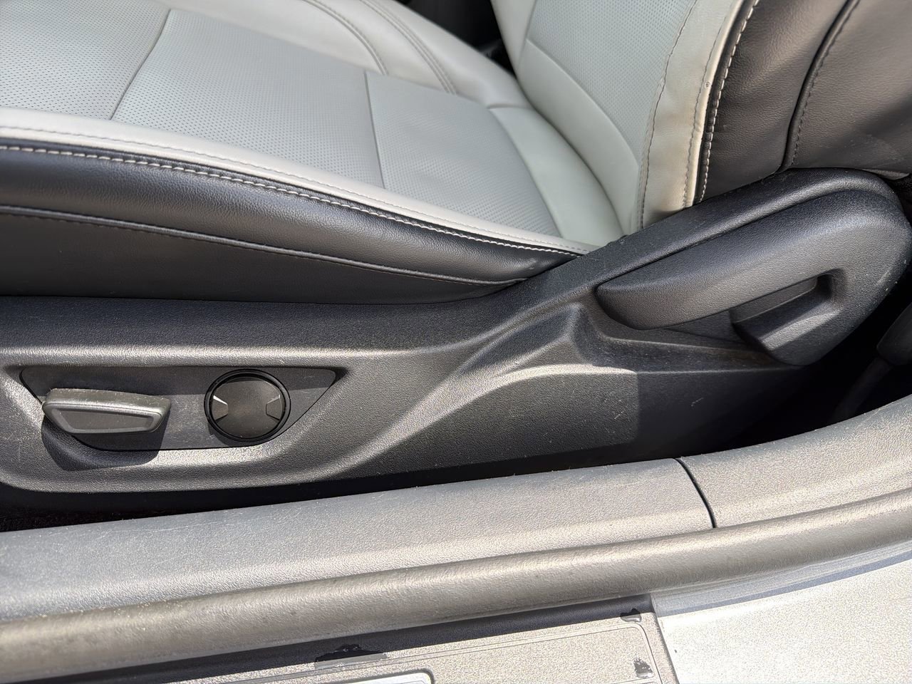 Certified 2024 Ford Mustang Premium RWD image 19