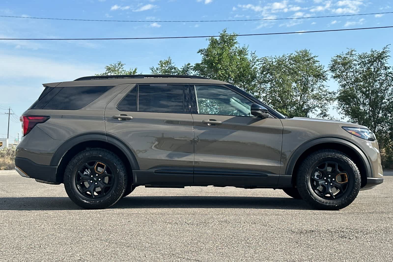 Certified 2026 Ford Explorer Tremor w/ Tremor Ultimate Package AWD/4WD image 8