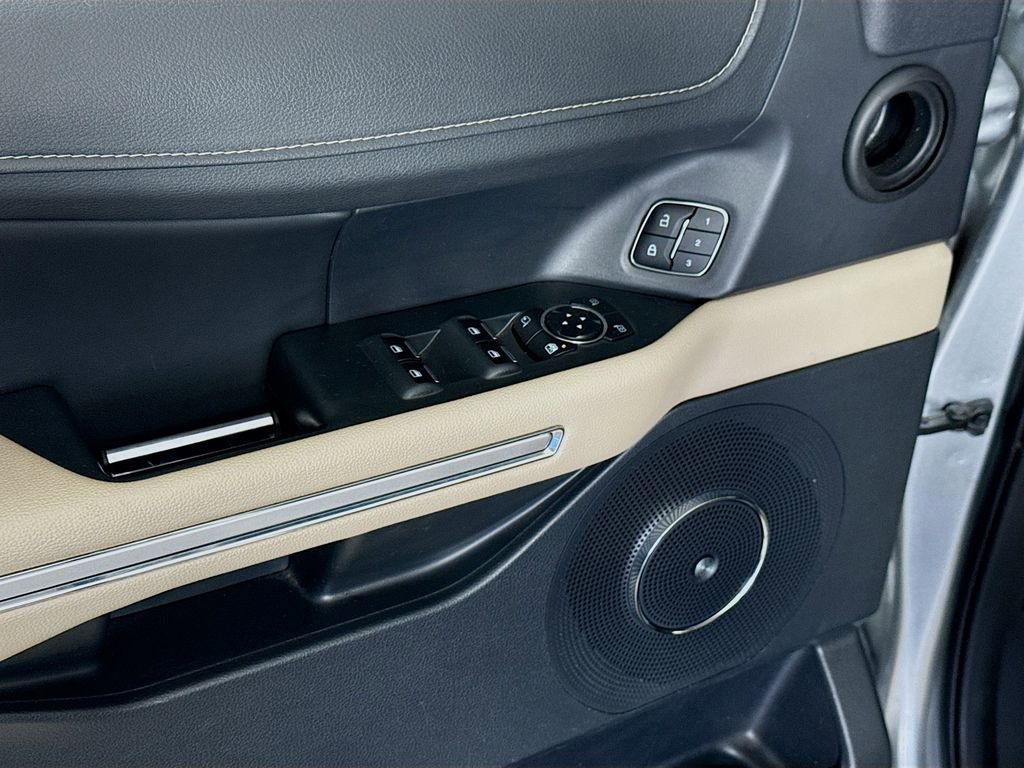 Certified 2024 Ford Expedition Limited image 22