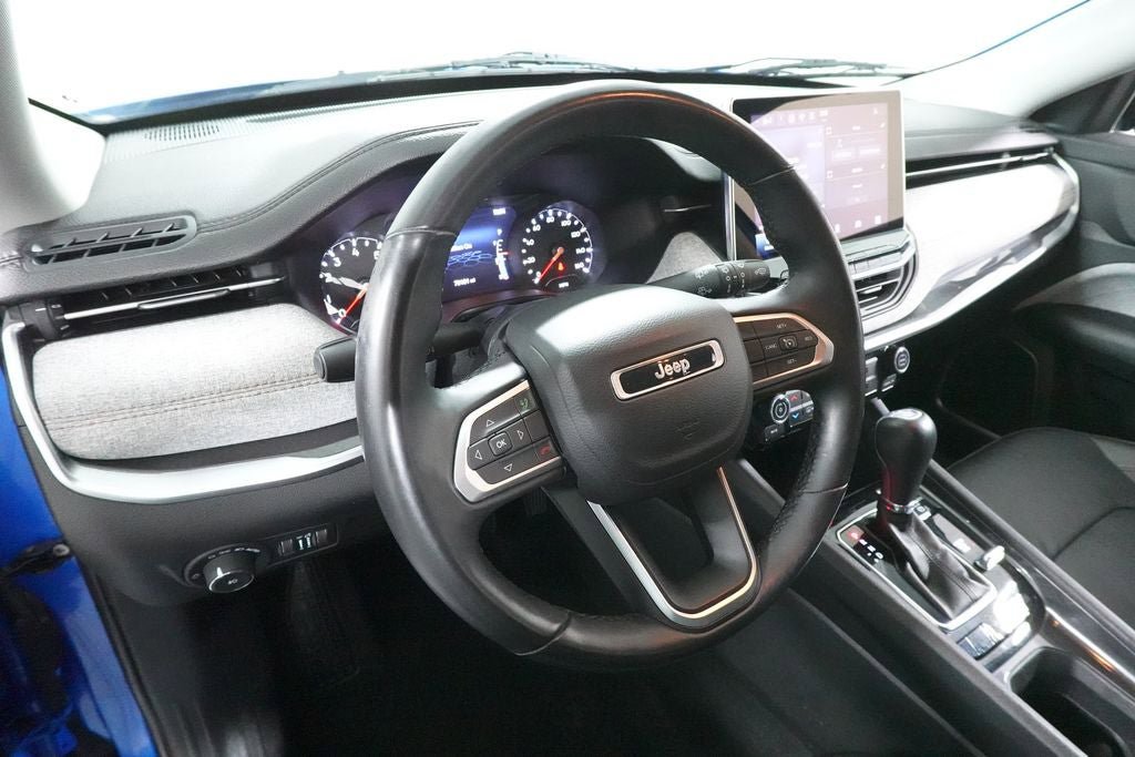 Used 2022 Jeep Compass Latitude AWD/4WD image 23