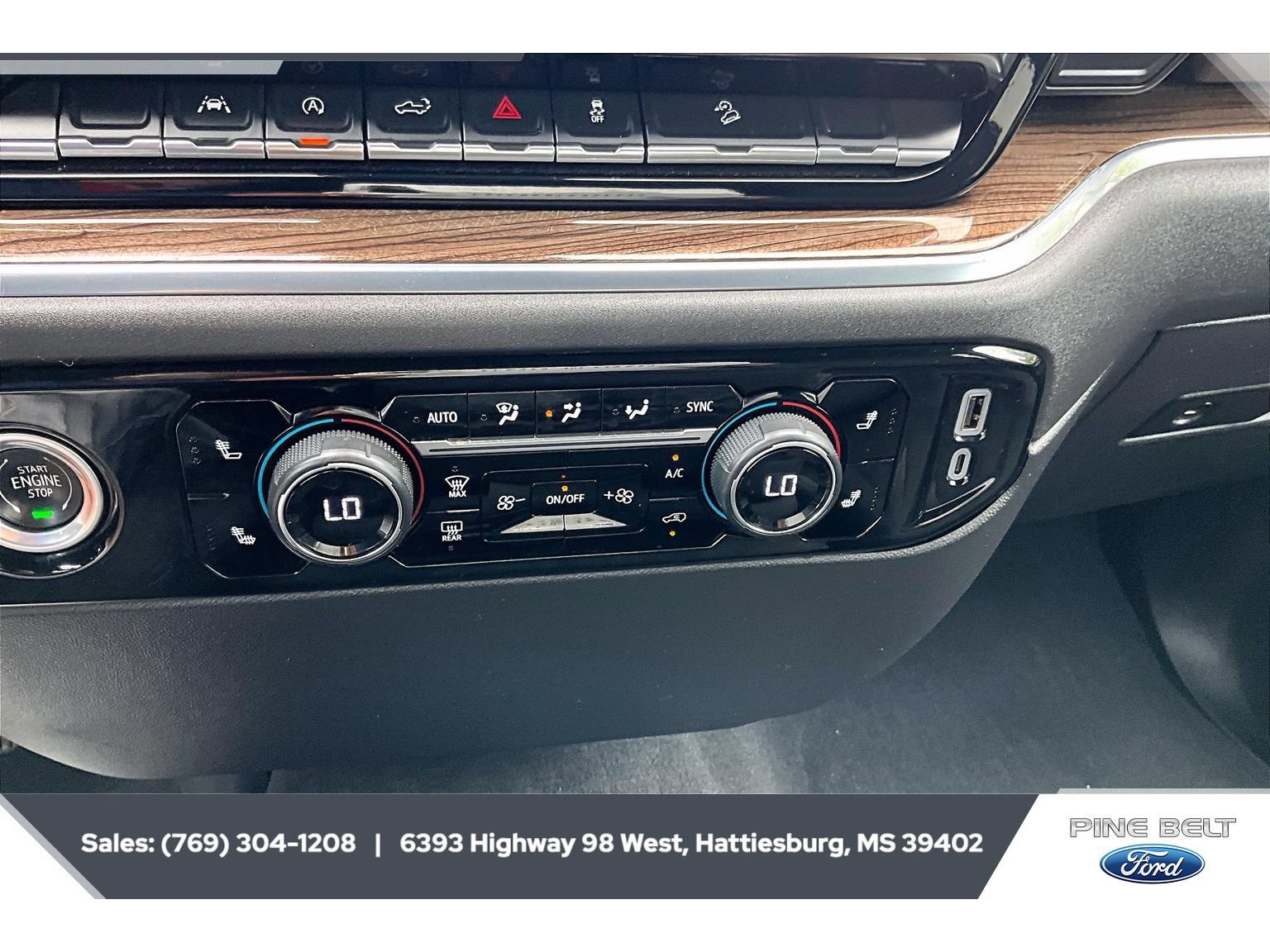 Used 2023 Chevrolet Silverado 1500 LT Trail Boss w/ Protection Package AWD/4WD image 24