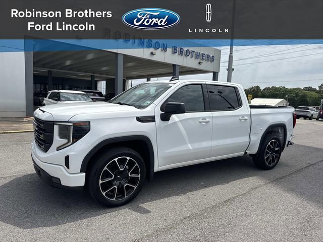 Used 2022 GMC Sierra 1500 Elevation RWD image 1