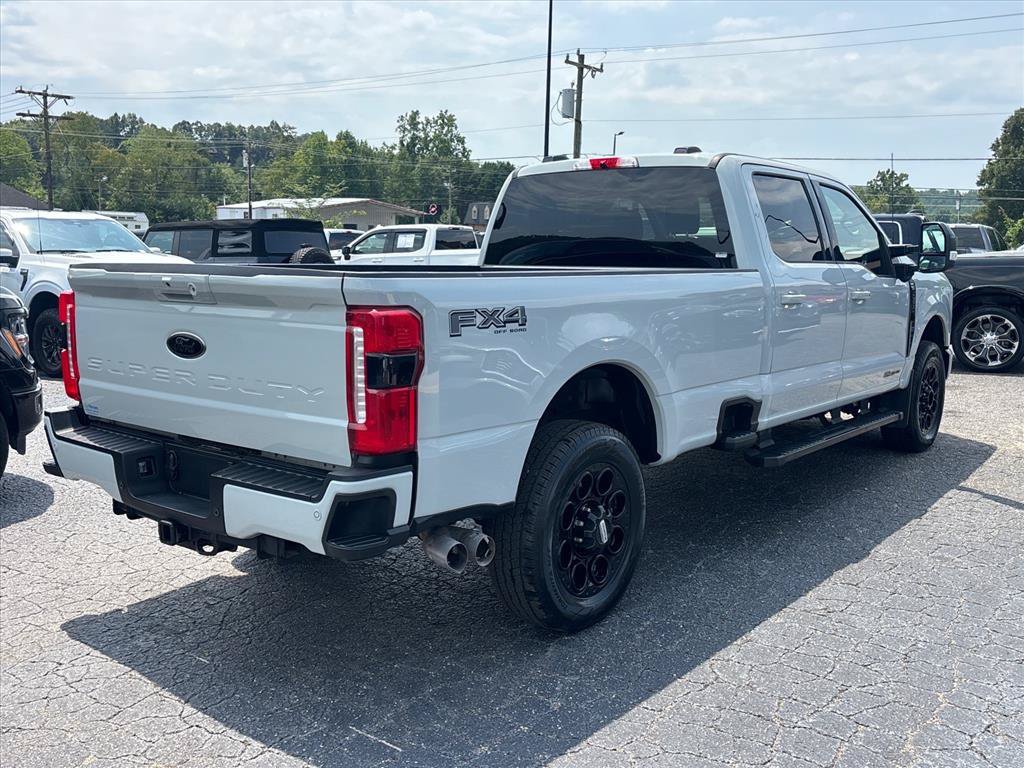 Certified 2025 Ford F250 Lariat w/ Black Appearance Package AWD/4WD image 8