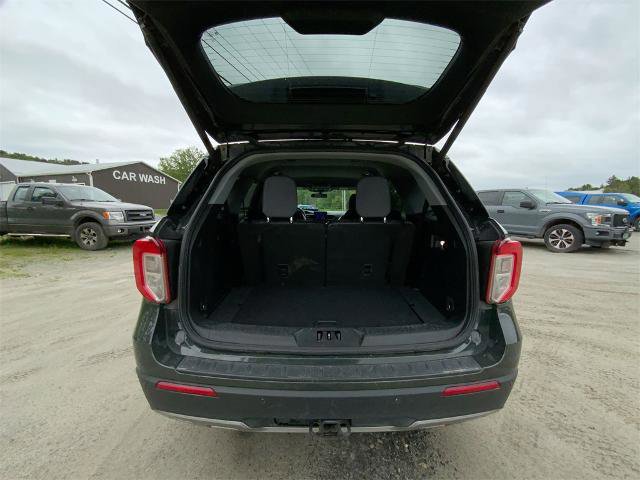 Certified 2022 Ford Explorer XLT w/ Equipment Group 202A image 23