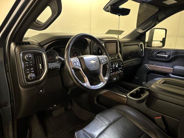 Used 2020 Chevrolet Silverado 2500 High Country w/ Technology Package AWD/4WD image 6