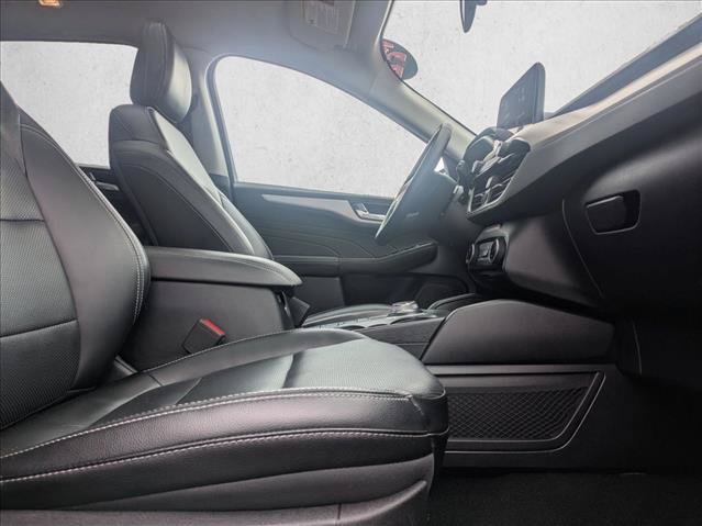 Certified 2022 Ford Escape SEL AWD/4WD image 26