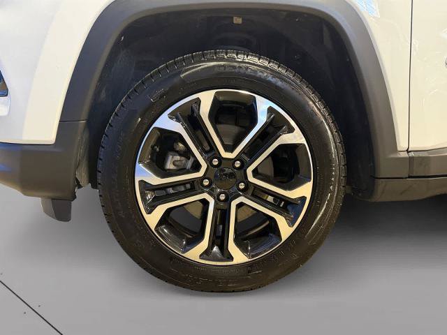 Used 2022 Jeep Compass Limited w/ Sun and Sound Group AWD/4WD image 9