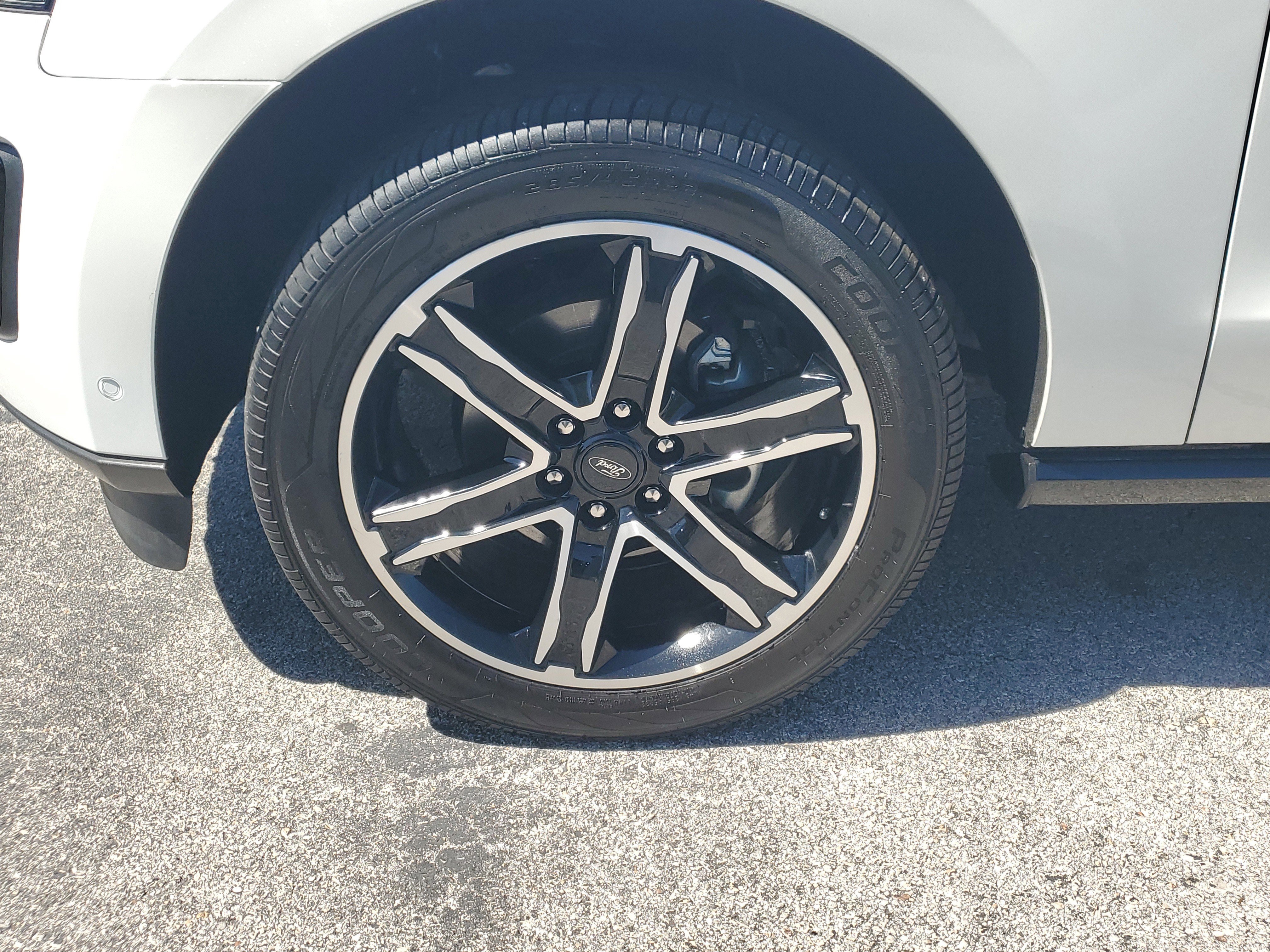 Certified 2021 Ford Expedition Limited image 8