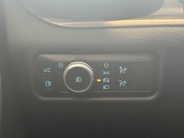 Certified 2021 Ford Explorer Limited w/ Hybrid Equipment Group 310A AWD/4WD image 17