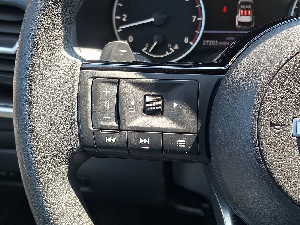 Used 2023 Nissan Rogue SV AWD/4WD image 20
