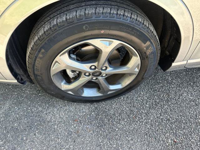 Certified 2024 Ford Escape ST-Line w/ Tech Pack #1 AWD/4WD image 33