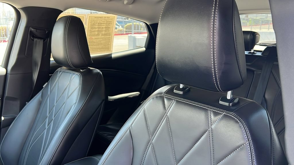 Certified 2025 Ford Mustang Mach-E Select RWD image 12