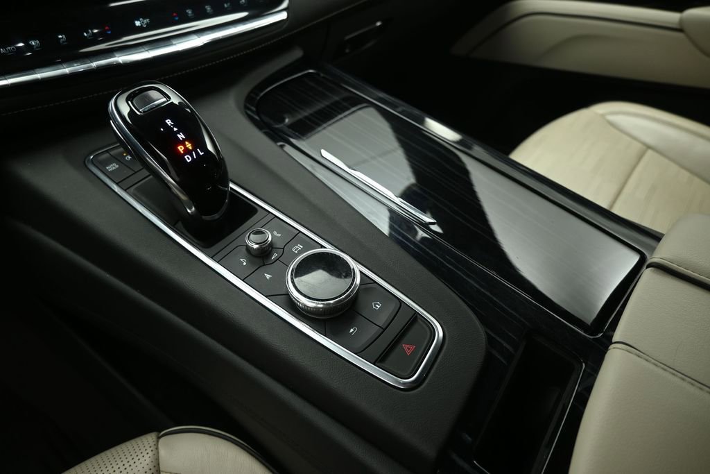 Used 2022 Cadillac Escalade Sport w/ Touring Package AWD/4WD image 19