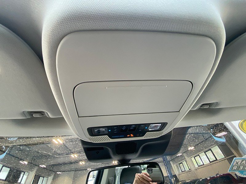 Certified 2025 Ford Expedition Active AWD/4WD image 68