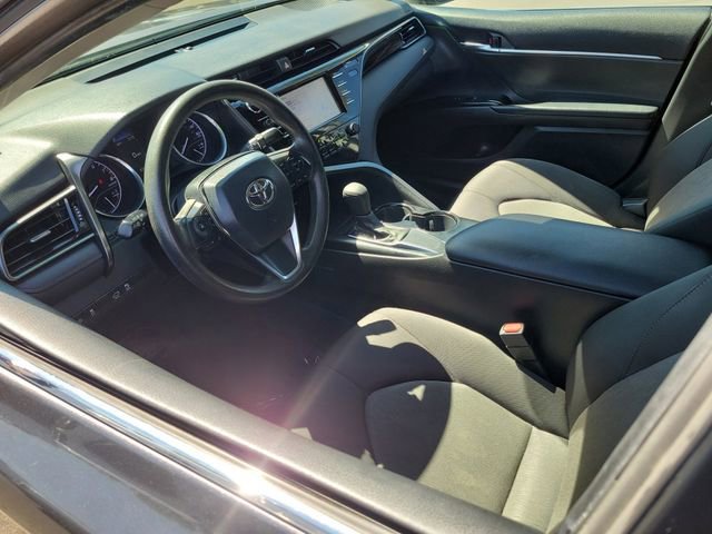 Used 2020 Toyota Camry LE w/ Carpet Mat Package image 8