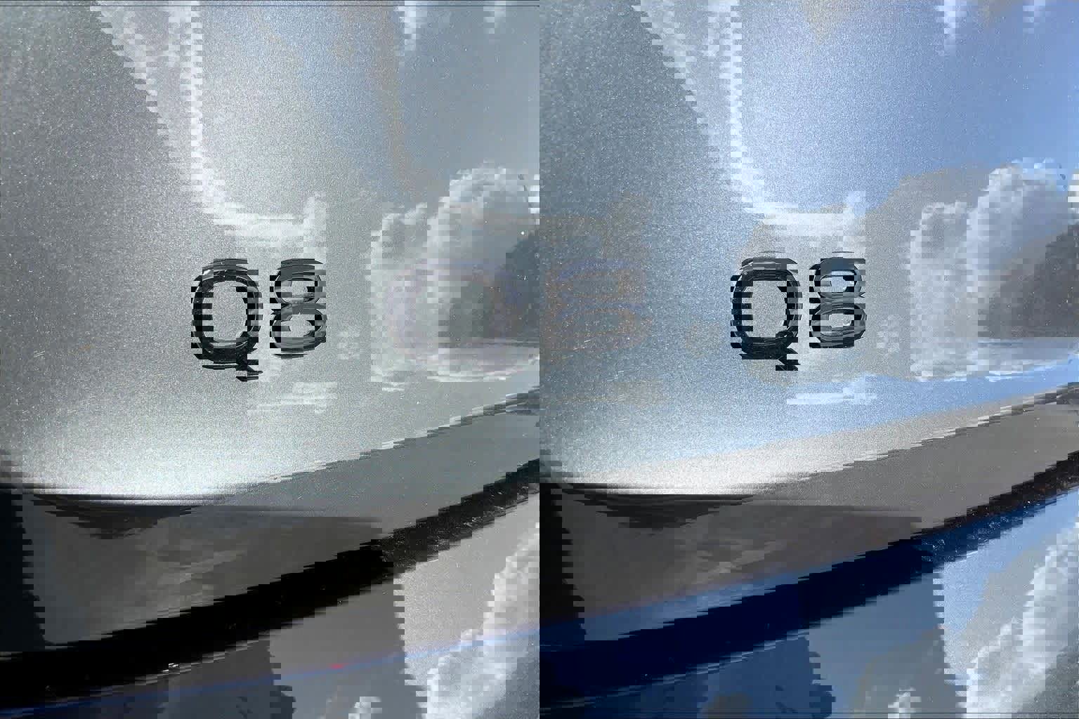 Used 2024 Audi Q8 e-tron Premium Plus w/ Premium Plus Package image 9