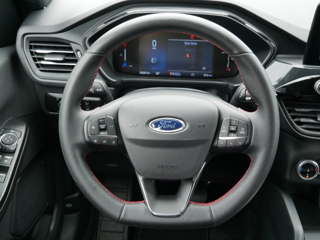 Certified 2025 Ford Escape ST-Line AWD/4WD image 17