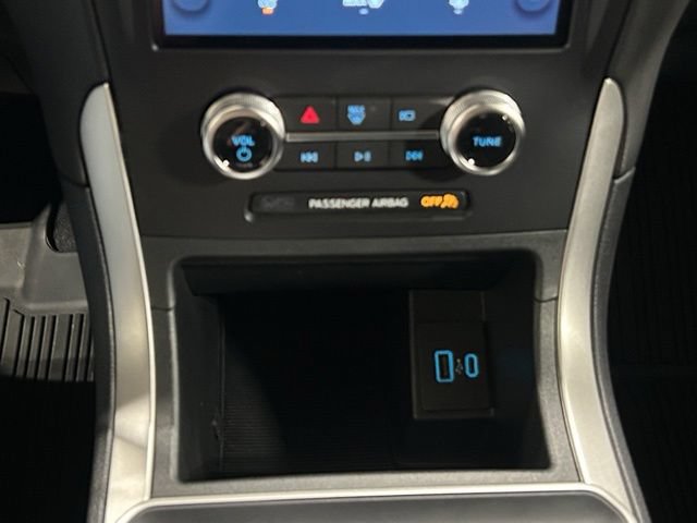 Certified 2024 Ford Edge SE w/ Black Appearance Package AWD/4WD image 34