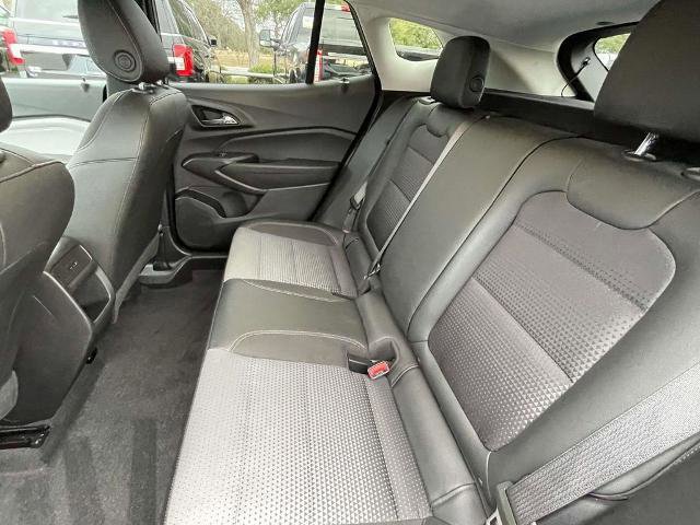 Used 2025 Chevrolet Trax LT image 11