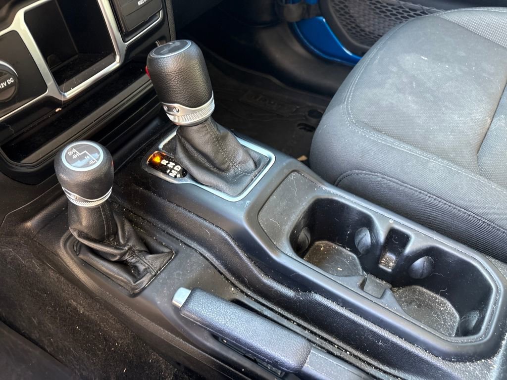 Used 2022 Jeep Wrangler Willys image 23