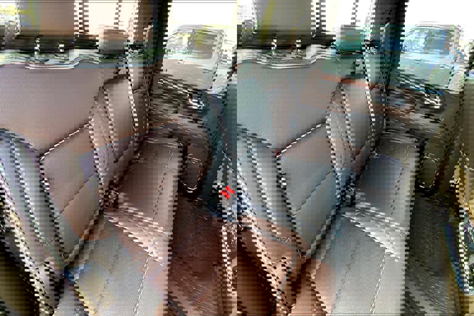 Used 2025 GMC Sierra 2500 Denali w/ Denali Reserve Package image 18