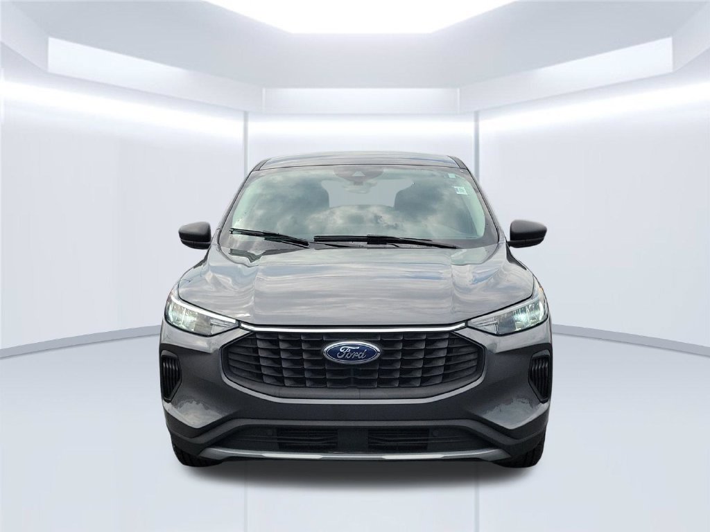 Certified 2023 Ford Escape Active w/ Tech Pack #1 AWD/4WD image 2