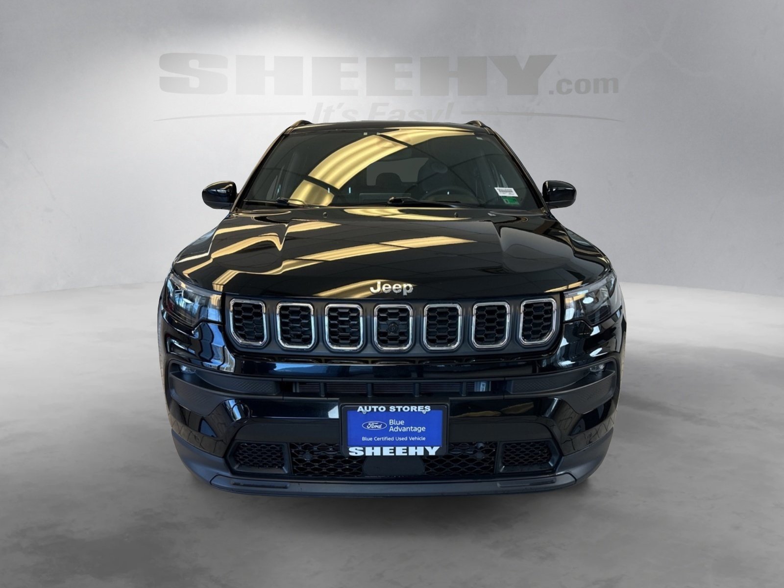 Used 2024 Jeep Compass Latitude image 8