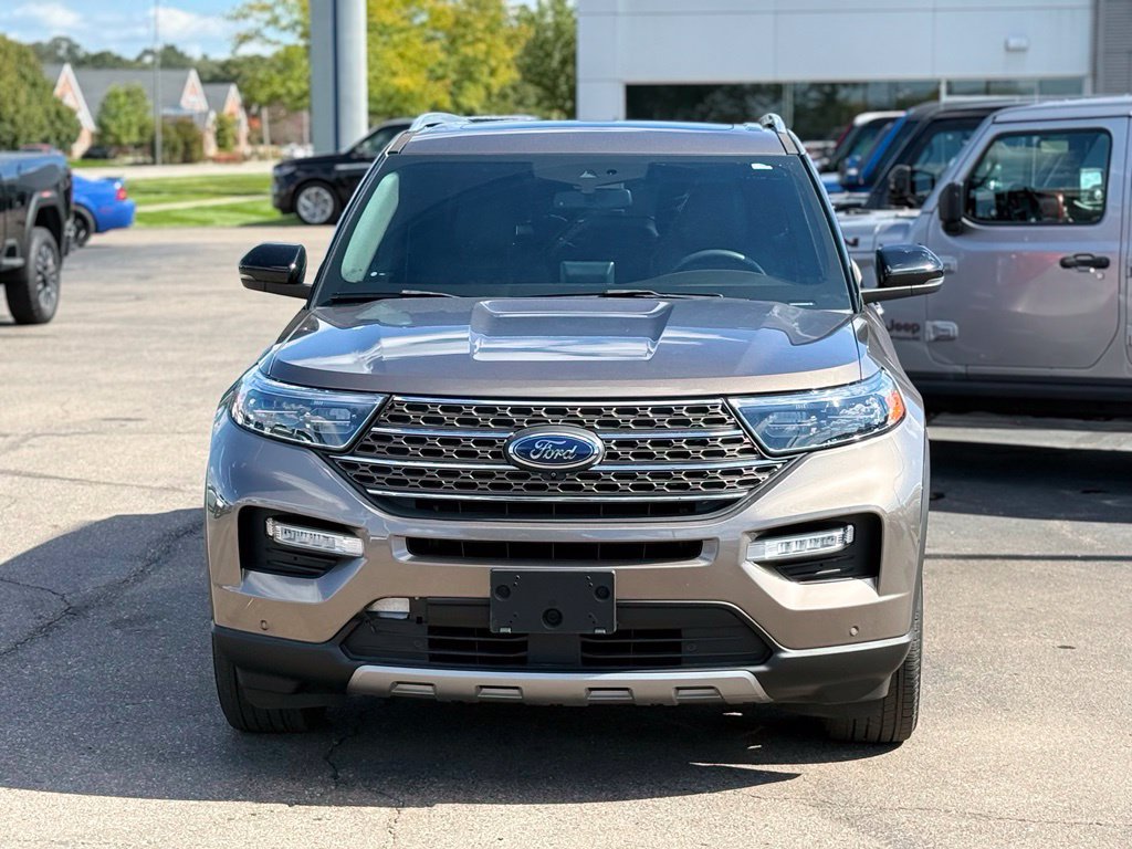 Certified 2021 Ford Explorer King Ranch w/ Premium Technology Package AWD/4WD image 36
