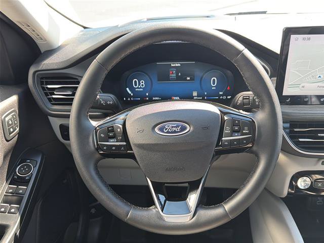 Certified 2023 Ford Escape Platinum w/ Premium Technology Package AWD/4WD image 22