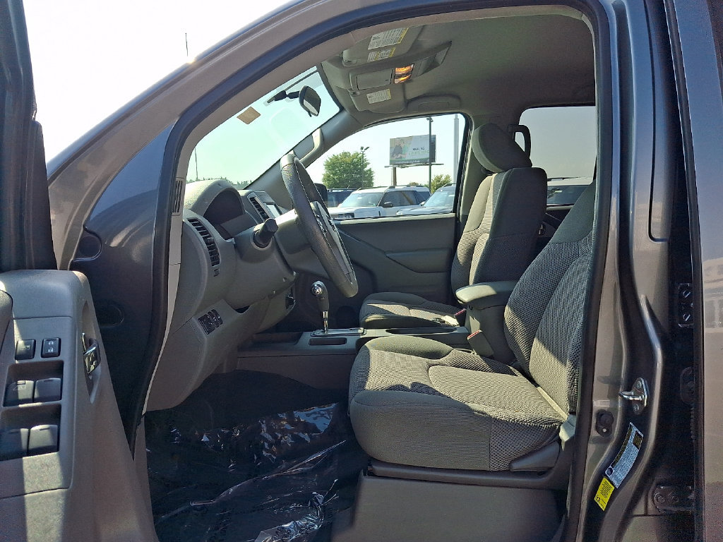 Used 2019 Nissan Frontier SV AWD/4WD image 13