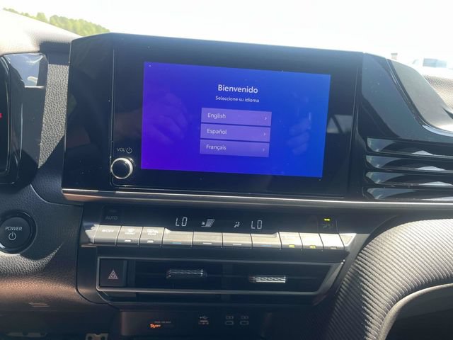Used 2026 Toyota Camry Hybrid w/ Convenience Package FWD image 27